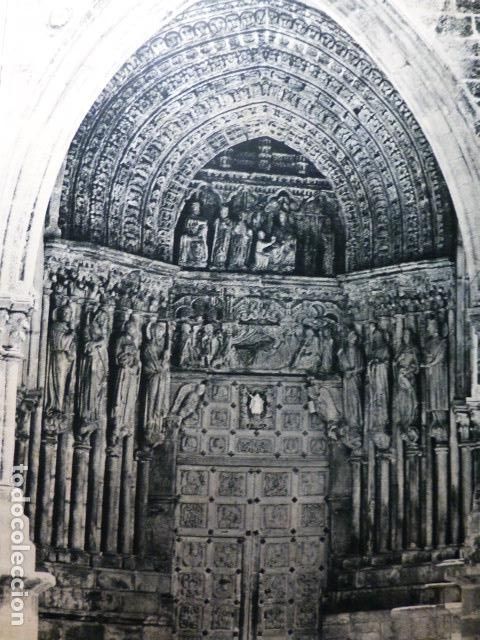 Collectionnisme: TUY PONTEVEDRA PORTICO DE LA CATEDRAL ANTIGUA LAMINA A&Ntilde;OS 50