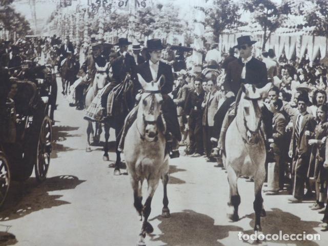 Collecting paper: SEVILA LA FERIA PASEO A CABALLO ANTIGUA LAMINA HUECOGRABADO A&Ntilde;OS 40