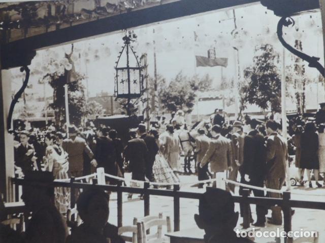 Collecting paper: SEVILA LA FERIA VISTA DESDE UNA CASETA ANTIGUA LAMINA HUECOGRABADO A&Ntilde;OS 40