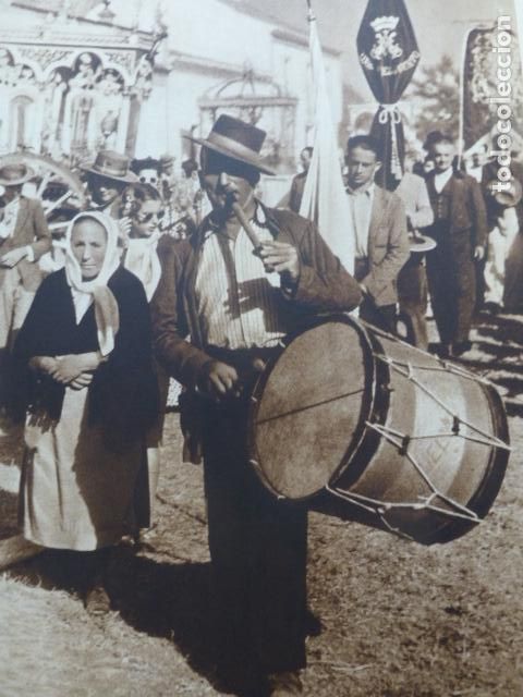 Coleccionismo: ALMONTE HUELVA ROMERIA DEL ROCIO LLEGADA DE UNA HERMANDAD ANTIGUA LAMINA HUECOGRABADO A&Ntilde;OS 40