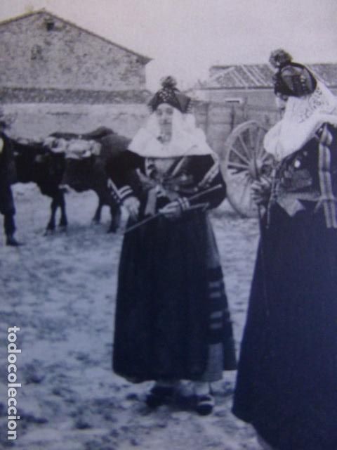 Colecionismo: SEGOVIA MUJERES ANTIGUO HUECOGRABADO TIPO CROMO A&Ntilde;OS 50