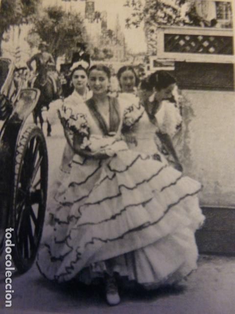Colecionismo: SEVILLA EN LA FERIA ANTIGUO HUECOGRABADO TIPO CROMO A&Ntilde;OS 50