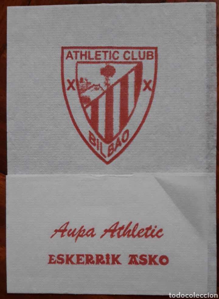 Coleccionismo: SERVILLETA CON ESCUDO DEL ATHLETIC CLUB BILBAO