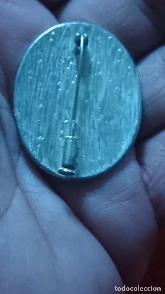 Coleccionismo: BROCHE ESMALTADO DE HEIDI, EGB - Foto 2