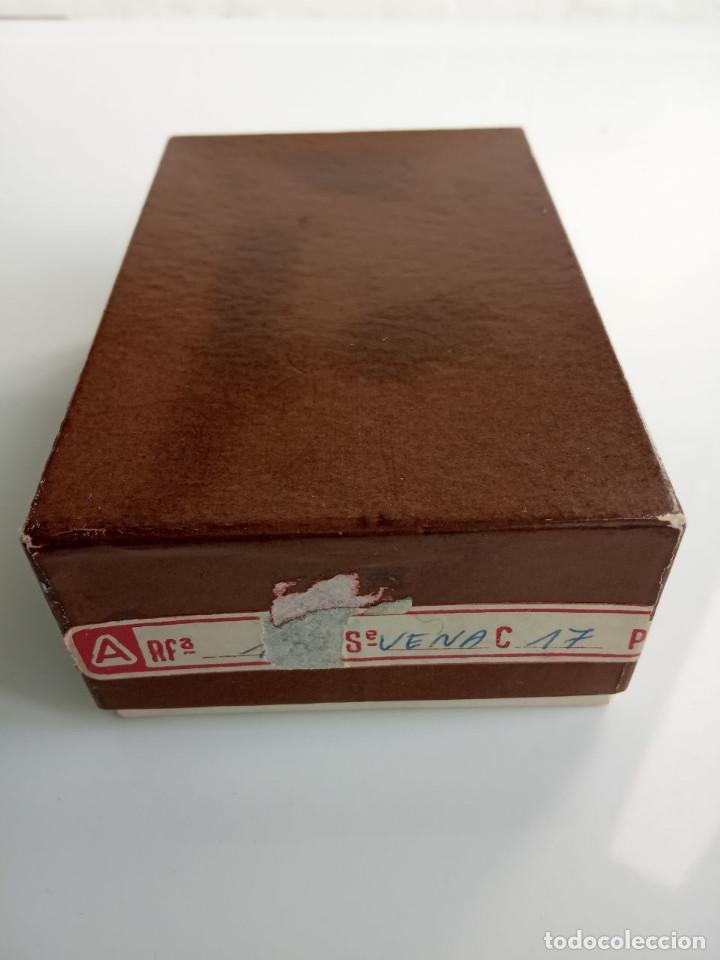 Coleccionismo: pitillera de piel de los a&ntilde;os 70 - Foto 4