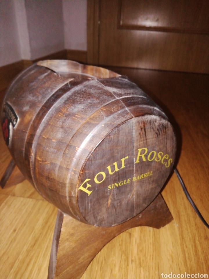 Coleccionismo: L&aacute;mpara barril de four roses - Foto 3