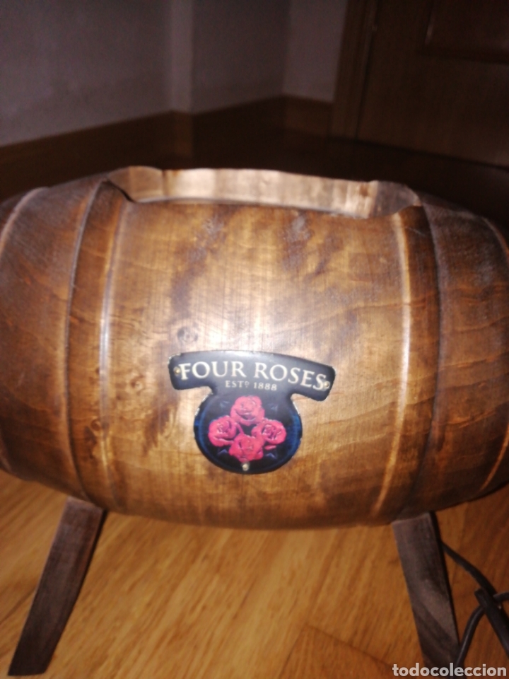 Coleccionismo: L&aacute;mpara barril de four roses - Foto 1