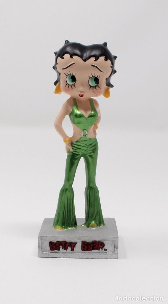 Coleccionismo: Betty Boop Artista - Resina - Mide 12 cm de alto. Nueva.