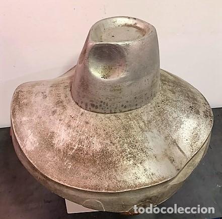 Coleccionismo: Molde - Horma de sombrero - Foto 1