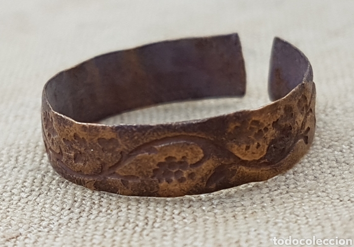 Coleccionismo: Antiguo anillo cobre floreado sobre 1900 - Foto 1