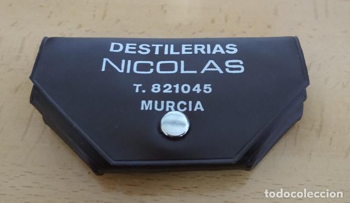 Coleccionismo: ANTIGUO MONEDERO PUBLICIDAD DE DESTILER&Iacute;AS NICOL&Aacute;S - MURCIA -- A&Ntilde;OS 60?? 70??