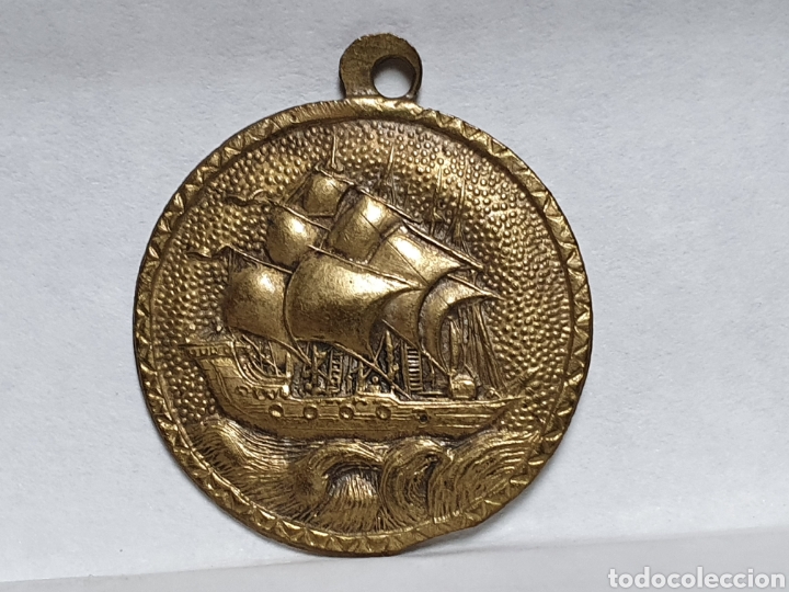 Coleccionismo: MEDALLA BARCO VIKINGO. DE LATON.
