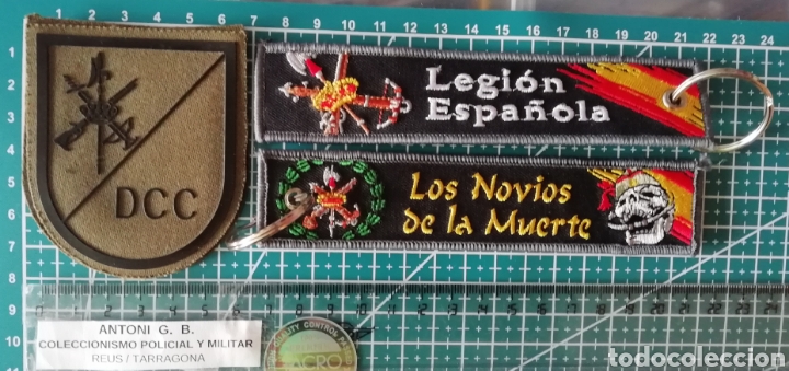 Coleccionismo: Lote 1 Llavero bordado y 1 parche DCC LEGI&Oacute;N ESPA&Ntilde;OLA LOS NOVIOS DE LA MUERTE EJERCITO TIERRA