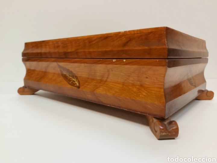 Coleccionismo: Caja madera musical para pipas - Foto 6