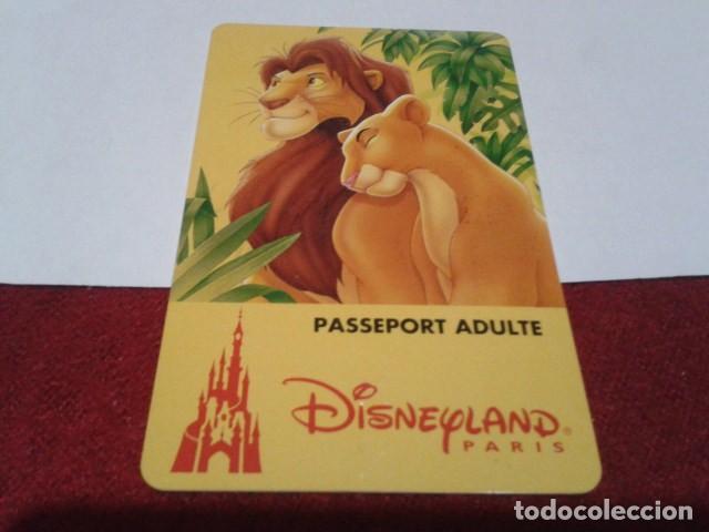 Coleccionismo: ENTRADA TARJETA PLASTICO A DISNEYLAND PARIS. REY LEON 1996 PASSEPORT ADULTE