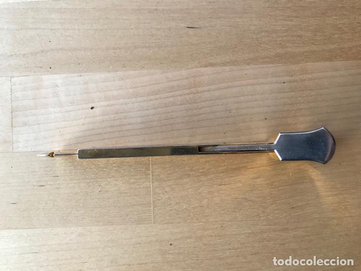 Coleccionismo: Cortapuros dorado CTS - Foto 3