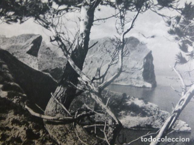 Coleccionismo: FORMENTOR MALLORCA VISTA ANTIGUA LAMINA HUECOGRABADO A&Ntilde;OS 50