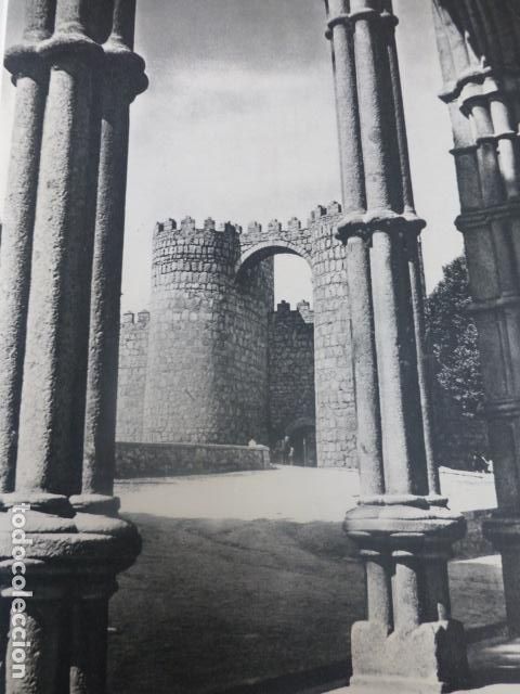 Sammelleidenschaft Papier: AVILA PUERTA DE SAN VICENTE ANTIGUA LAMINA HUECOGRABADO A&Ntilde;OS 50