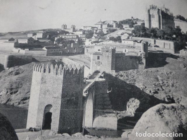 Collecting paper: TOLEDO PUERTA DE SAN MARTIN ANTIGUA LAMINA HUECOGRABADO A&Ntilde;OS 50