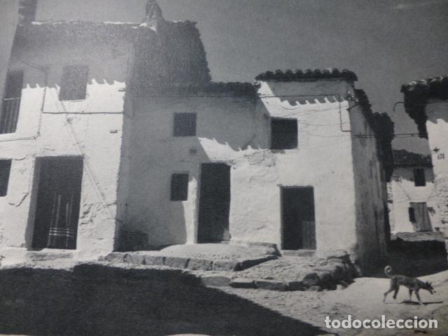 Collezionismo: SAN MARTIN DE VALDEIGLESIAS MADRID CASAS ANTIGUA LAMINA HUECOGRABADO A&Ntilde;OS 50