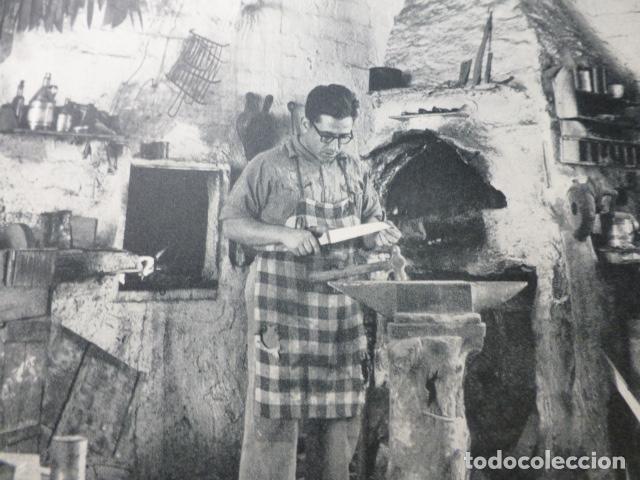Collectionnisme: PRIEGO CUENCA UN TALLER ANTIGUA LAMINA HUECOGRABADO A&Ntilde;OS 50