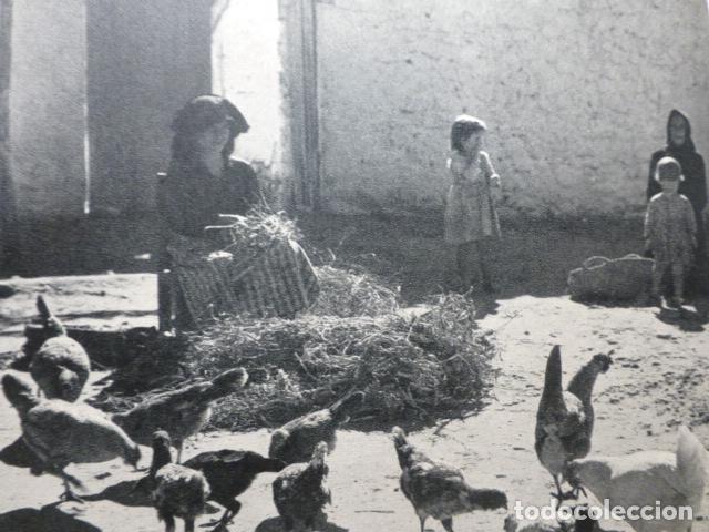 Colecionismo: PRIEGO CUENCA EN LA CORRALA ANTIGUA LAMINA HUECOGRABADO A&Ntilde;OS 50