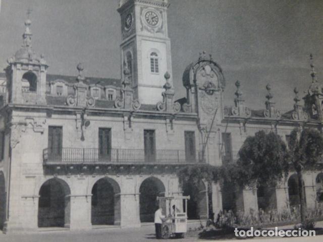 Colecionismo: LUGO AYUNTAMIENTO Y TORRE POSTAL ANTIGUA LAMINA HUECOGRABADO A&Ntilde;OS 50