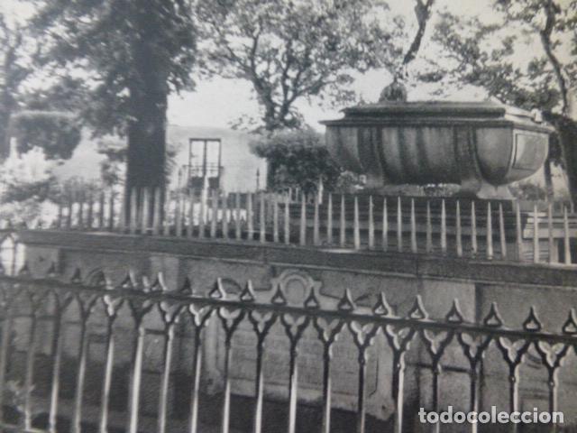 Coleccionismo: LA CORU&Ntilde;A TUMBA DE SIR JOHN MOORE ANTIGUA LAMINA HUECOGRABADO A&Ntilde;OS 50
