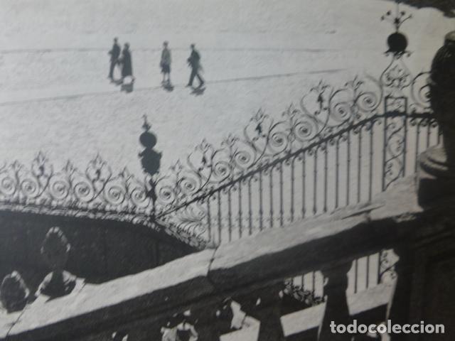 Coleccionismo: SANTIAGO DE COMPOSTELA LA CORU&Ntilde;A ESCALERAS DE LA CATEDRAL ANTIGUA LAMINA HUECOGRABADO A&Ntilde;OS 50