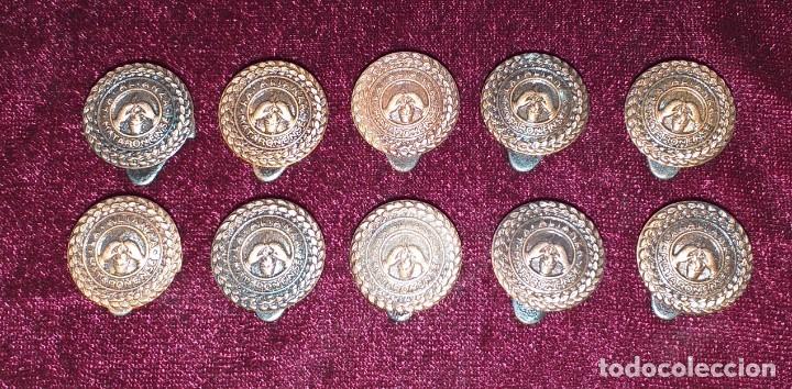 Collectionnisme: LOTE DE 10 INSIGNIAS PARA SOLAPA ALIANZA MATARONENSE