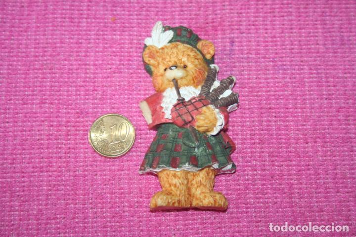 Coleccionismo: OSO ESCOC&Eacute;S (HUESCA) * FIGURA POLICROMADA * IM&Aacute;N DECORATIVO ARTESANO * Tengo otros diferentes