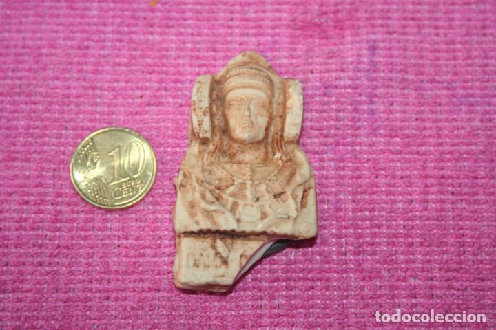 Coleccionismo: DAMA DE ELCHE * FIGURA MINI POLICROMADA * IM&Aacute;N DECORATIVO ARTESANO * Tengo otros diferentes