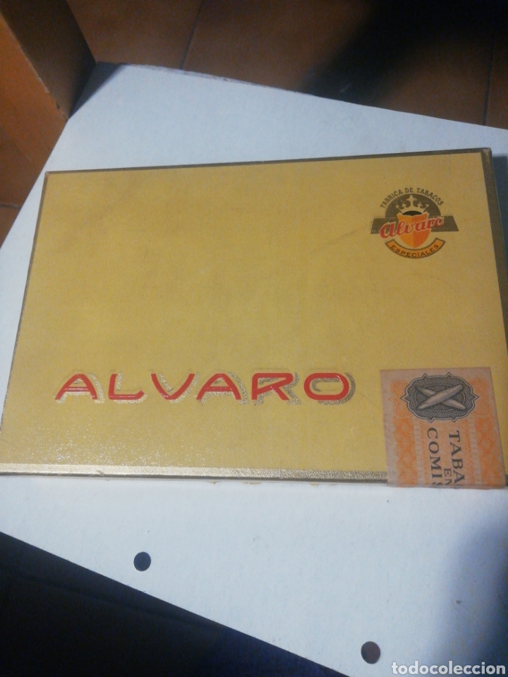 Coleccionismo: Caja Alvaro con Cigarros Variados - Foto 2
