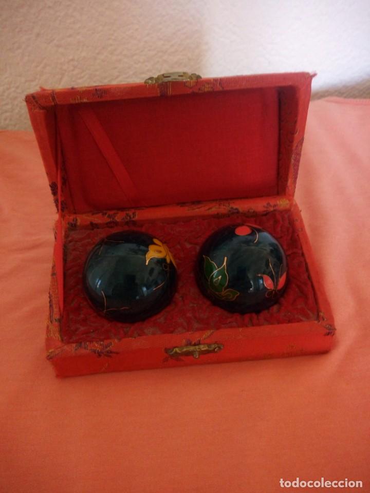 Coleccionismo: BOLAS CHINAS ORIGINALES RELAJANTES CON CAJA ORIGINAL - Foto 2