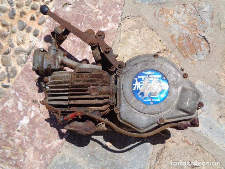 Coleccionismo: BICICLETA ANTIGUA CON MOTOR - Foto 3