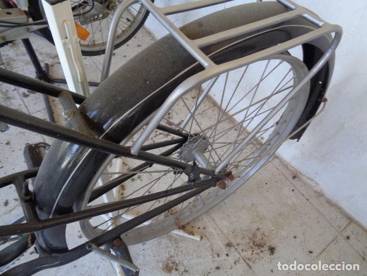 Coleccionismo: BICICLETA ANTIGUA CON MOTOR - Foto 8
