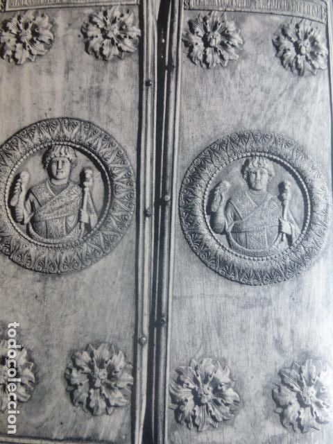 Colecionismo: OVIEDO ASTURIAS CAMARA SANTA DETALLE ANTIGUA LAMINA HUECOGRABADO