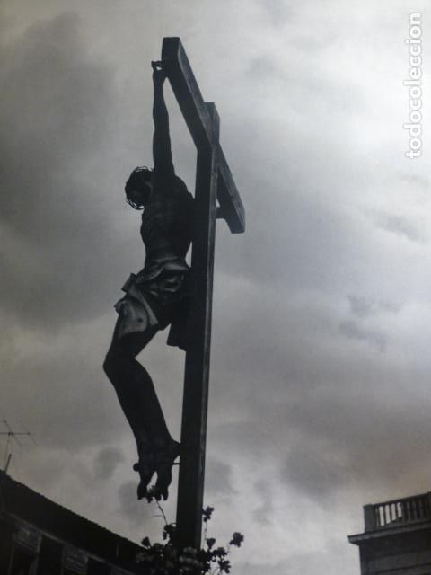 Colecionismo: VALLADOLID SEMANA SANTA CRISTO ANTIGUA LAMINA HUECOGRABADO 26 X 31 CMTS