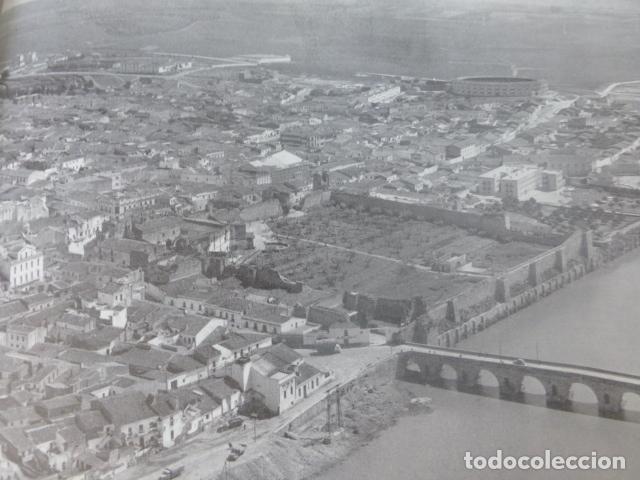 Collectionnisme: MERIDA BADAJOZ VISTA AEREA ANTIGUA LAMINA HUECOGRABADO A&Ntilde;OS 40