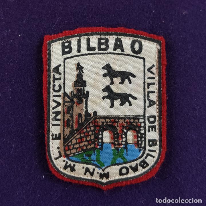 Collezionismo: ANTIGUO PARCHE EMBLEMA DE TELA PARA ROPA. BILBAO (VIZCAYA). A&Ntilde;OS 50-60. ORIGINAL.