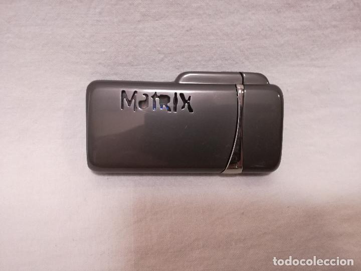 Coleccionismo: MECHERO / ENCENDEDOR ELECTRONICO MATRIX (NUEVO)