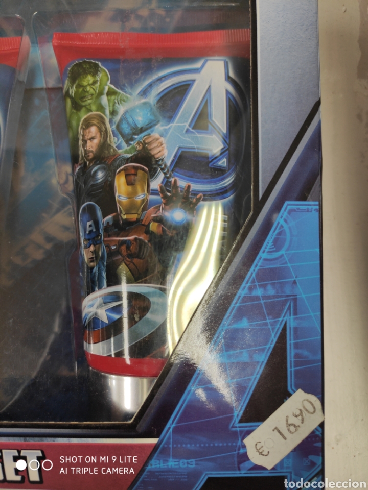 Coleccionismo: Set Ba&ntilde;o AVENGERS. - Foto 2