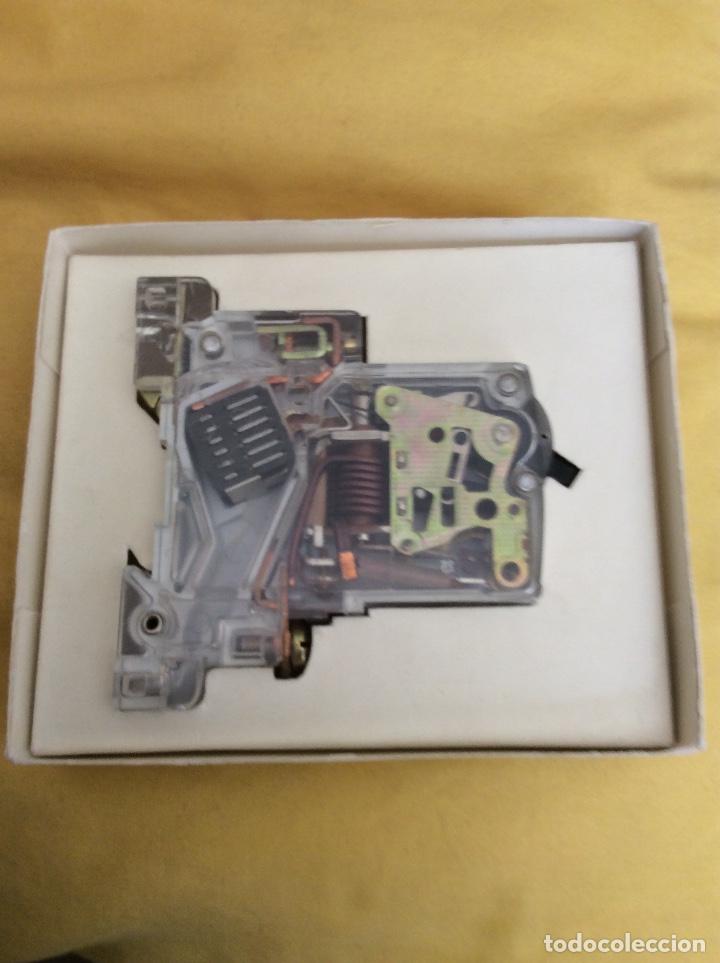 Coleccionismo: SIEMENS, MAGNETOTERMICO TRANSPARENTE. - Foto 2