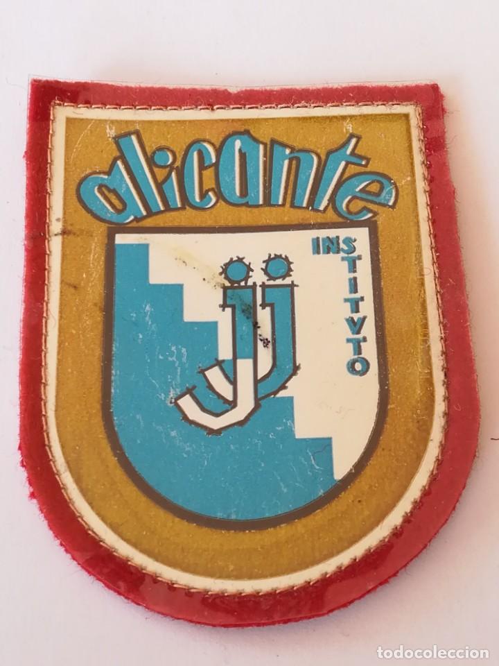 Coleccionismo: ESCUDO INSTITUTO JORGE JUAN ALICANTE