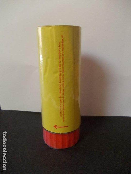 Coleccionismo: Lanzador de serpentinas J&B - Foto 2