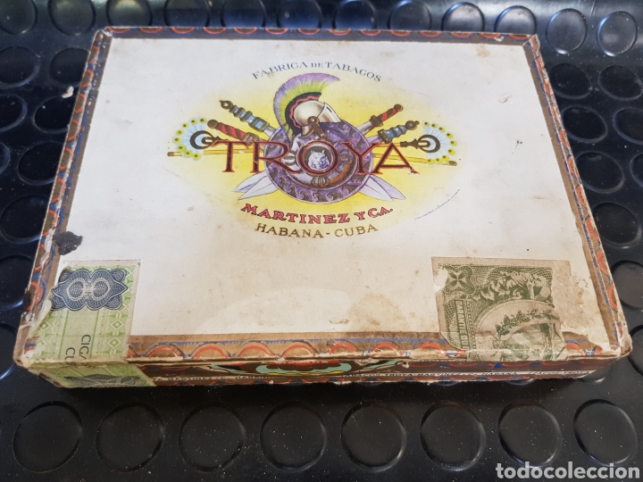 Coleccionismo: Caja de puros Troya Mart&iacute;nez y Ca. Habana Cuba. Vac&iacute;a