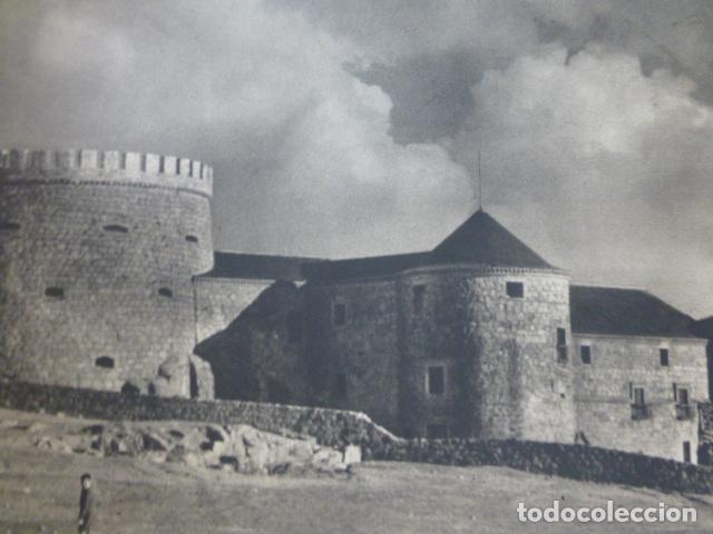 Collecting paper: LAS NAVAS DEL MARQUES AVILA CASTILLO ANTIGUA LAMINA HUECOGRABADO