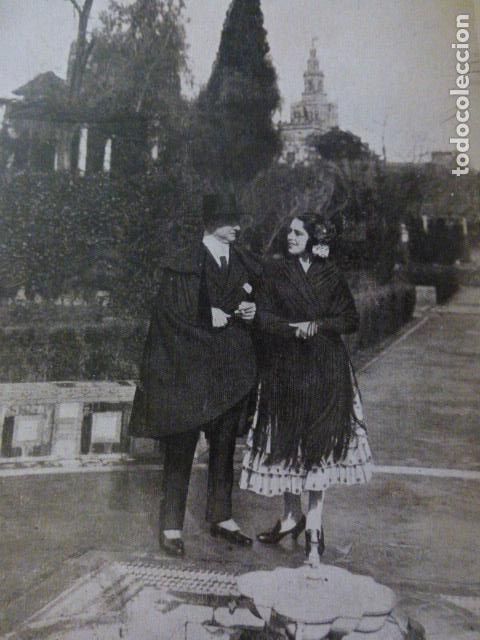 Collecting paper: SEVILLA TIPOS ANTIGUA LAMINA A&Ntilde;OS 20
