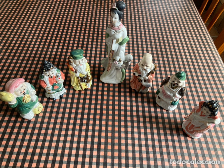 Coleccionismo: 7 figuras japonesas de porcelana