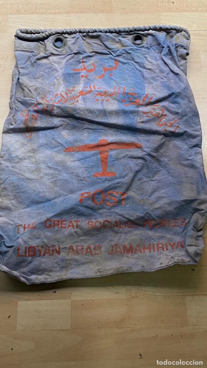 Coleccionismo: saco saca correos LIBIA - Foto 4